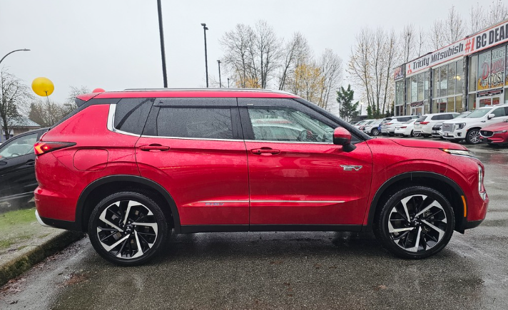 Red Diamond Side Moldings for Mitsubishi Outlander PHEV (2023-2026)