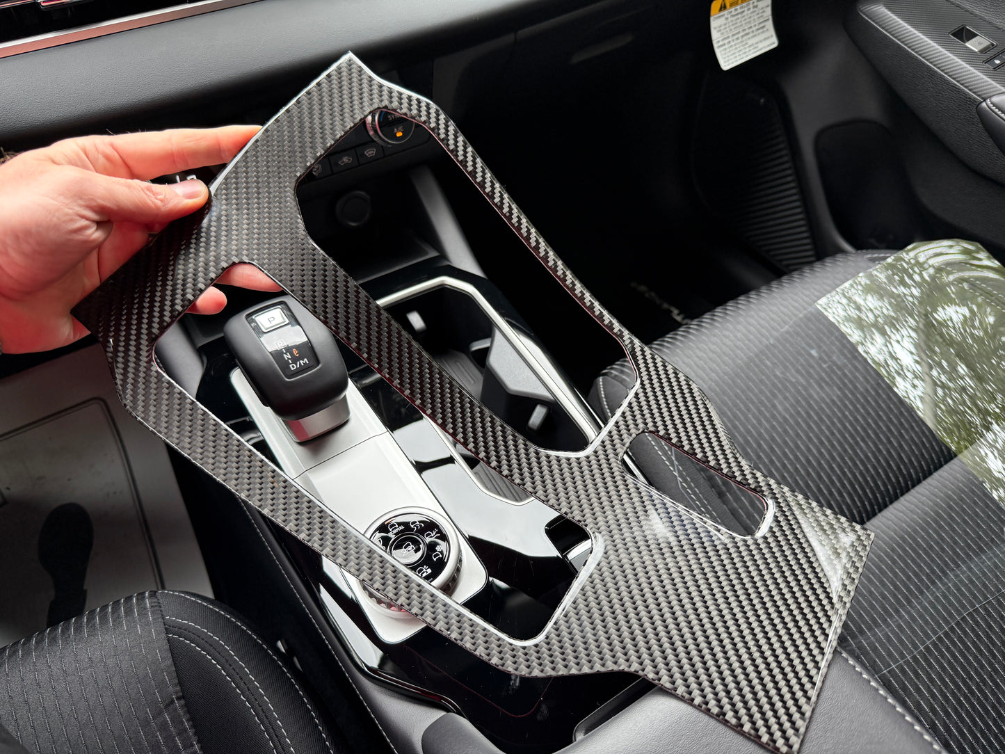 Real Carbon Fiber Center Console Shifter Trim | 2025-2026 Mitsubishi Outlander Gas & 2026 PHEV