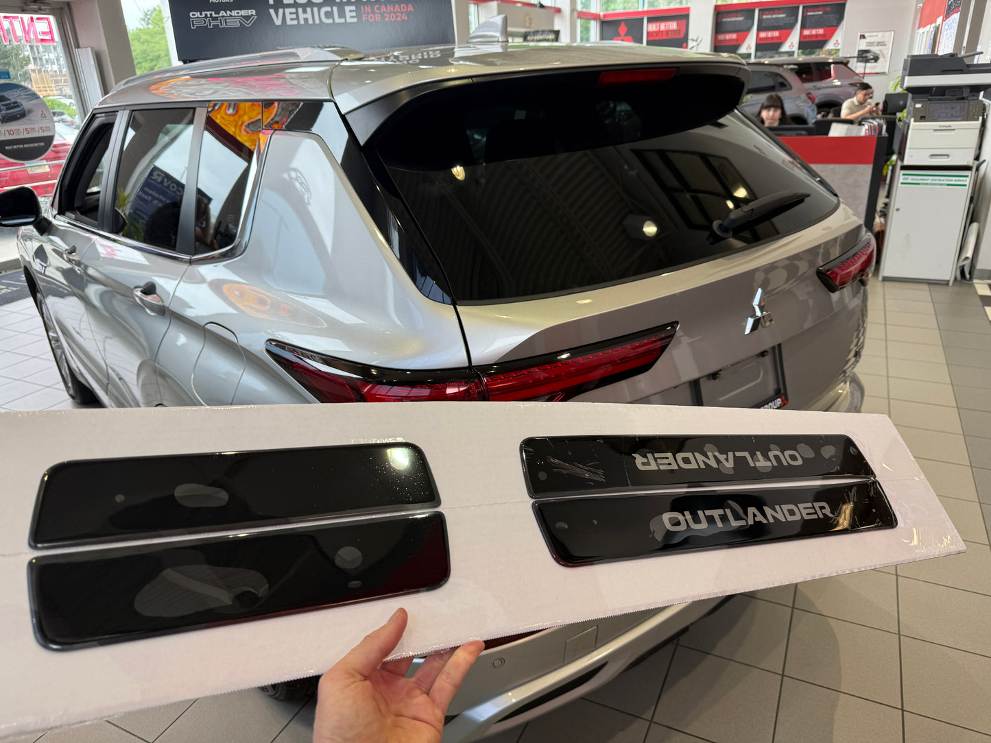 Black Door Sill Scuff Plates for Mitsubishi Outlander (2022-2026) & PHEV (2023-2026)