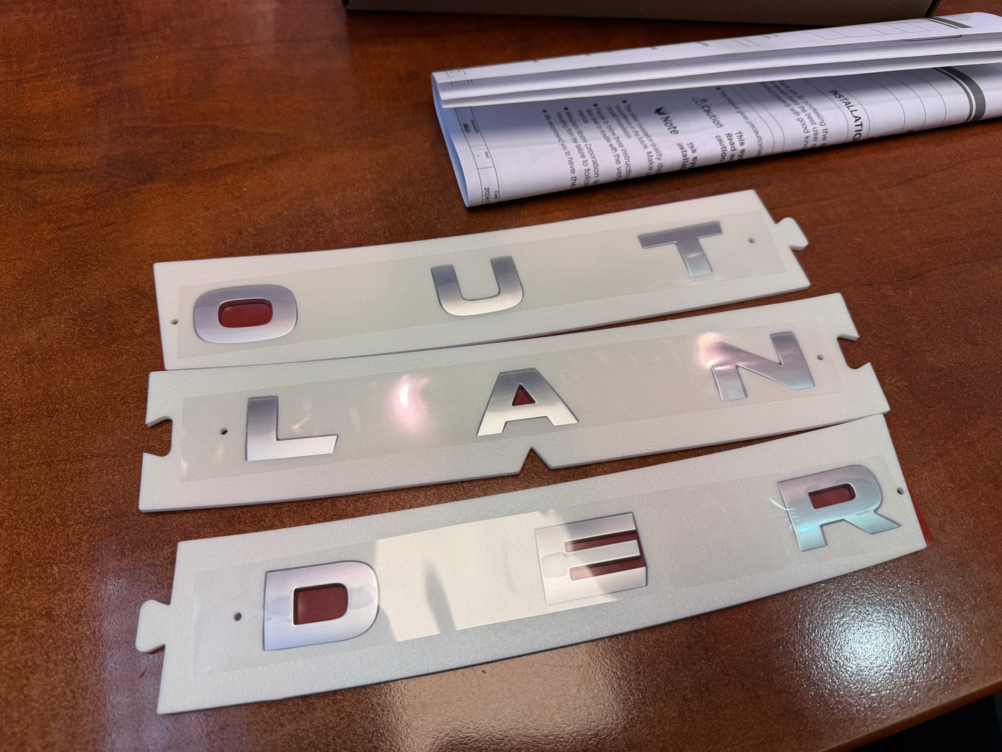 Satin Silver 3D Hood Emblem for Mitsubishi Outlander (2025-2026 Gas) & PHEV (2026-ONLY)