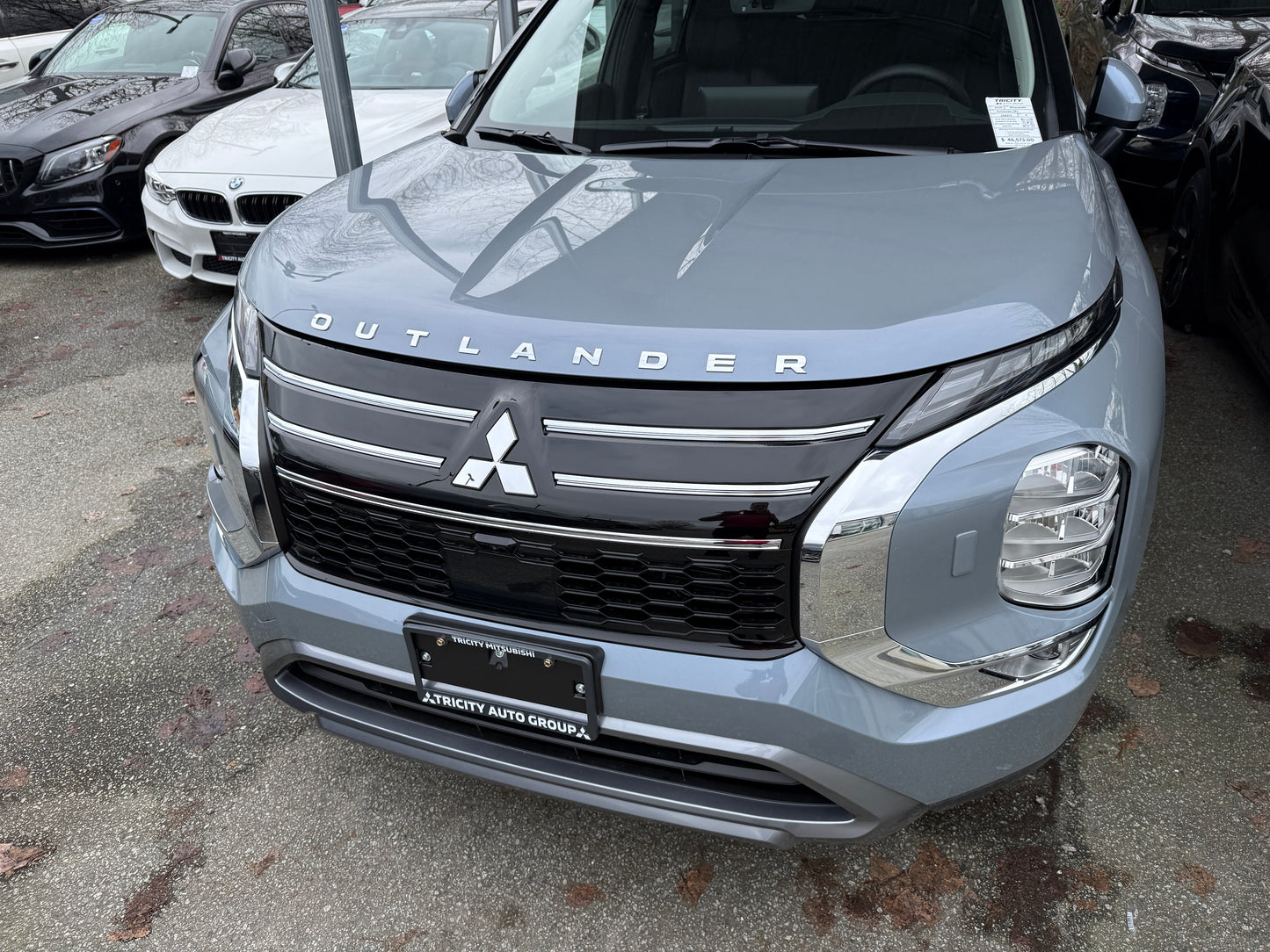 Chrome Hood Emblem for Mitsubishi Outlander (2025-2026 Gas) & 2026 PHEV – New Grill Fitment