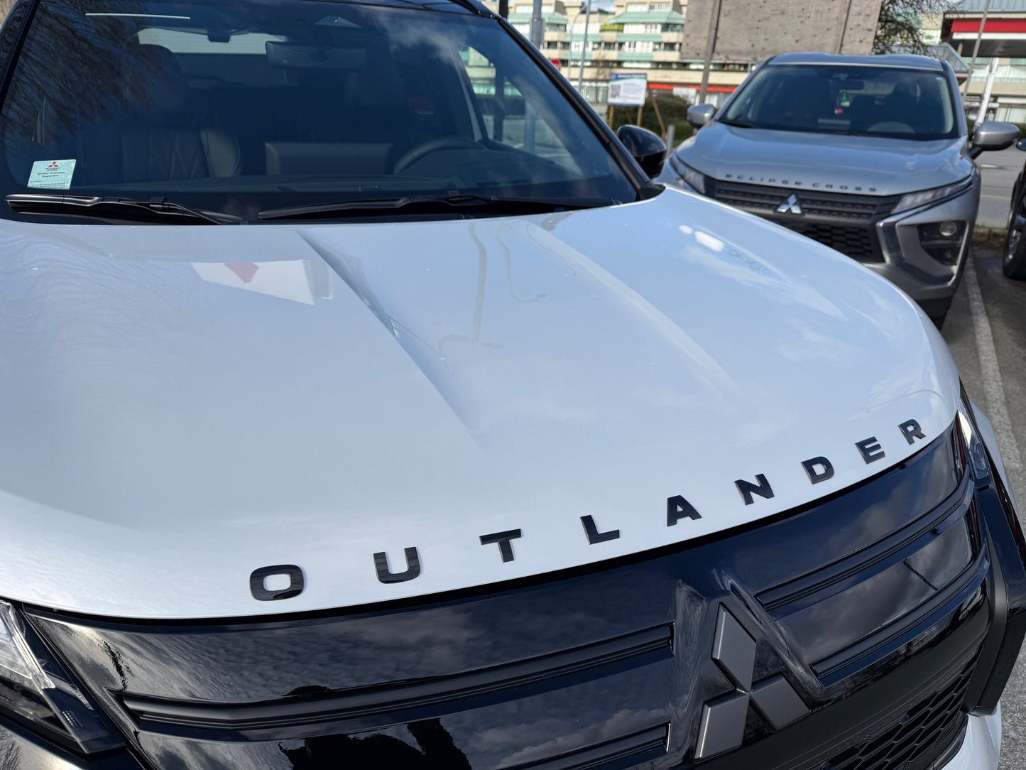 Gloss Black 3D Hood Emblem for Mitsubishi Outlander (2025-2026 Gas) & PHEV (2026-ONLY)