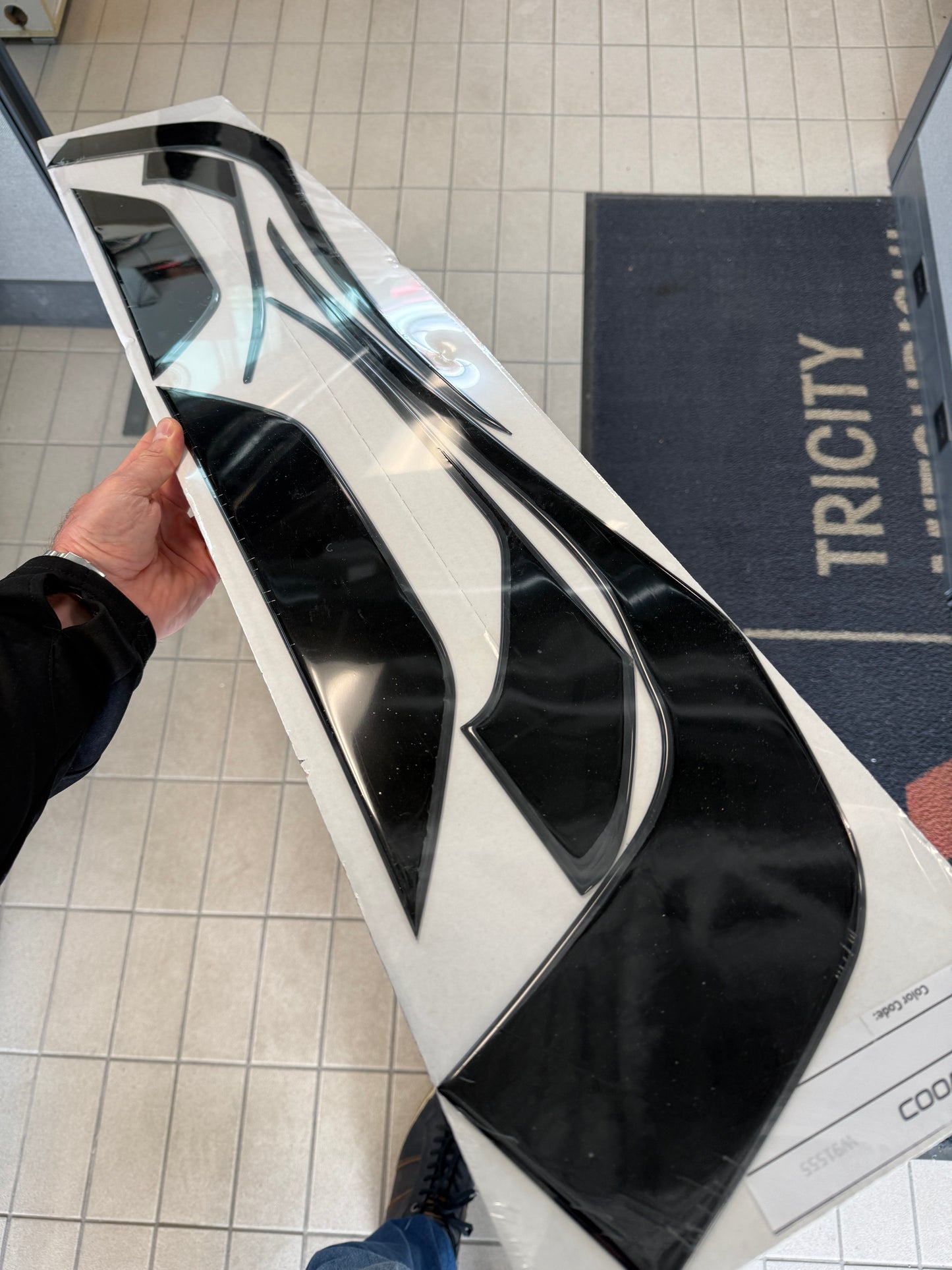 Premium Chrome Delete Blackout Kit | Mitsubishi Outlander & Outlander PHEV (without fog lights)