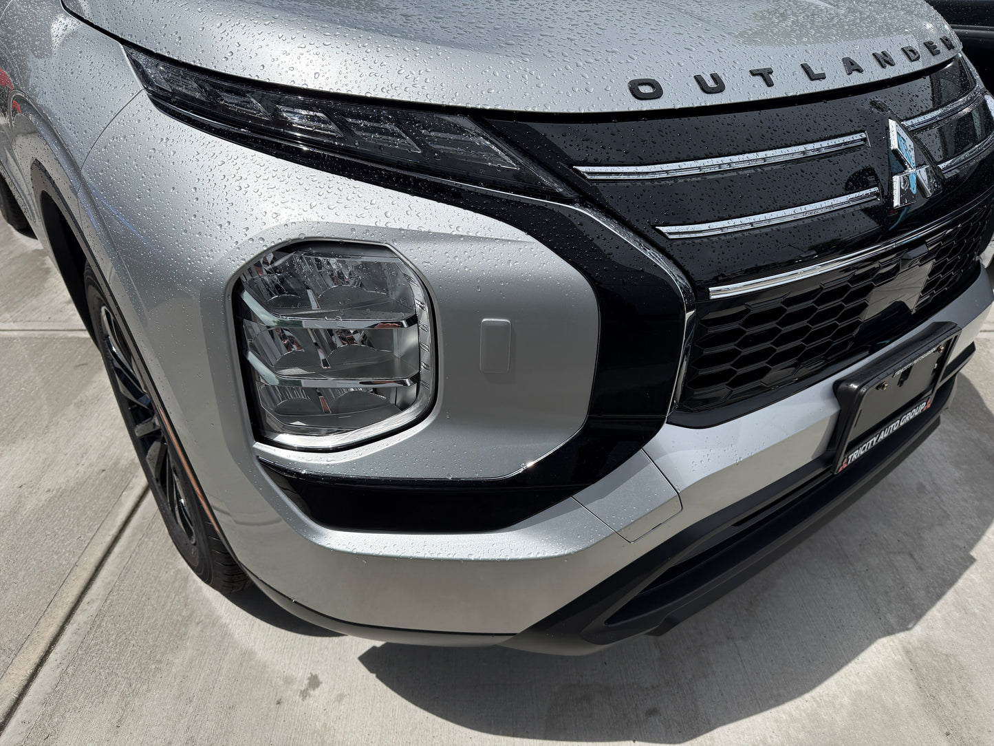Premium Chrome Delete Blackout Kit | Mitsubishi Outlander & Outlander PHEV (without fog lights)