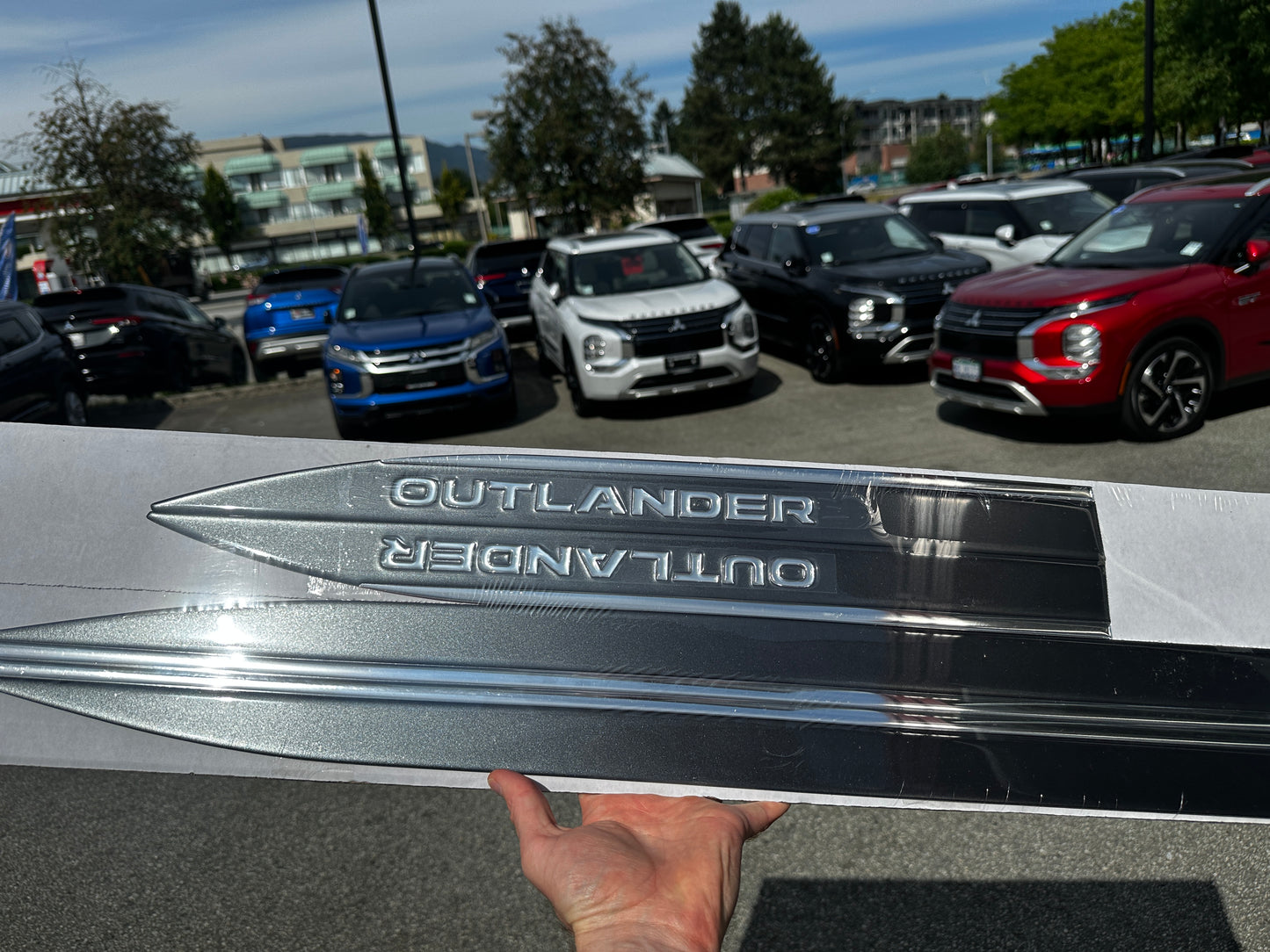 Graphite Grey Side Moldings for Mitsubishi Outlander (2022-2026) & PHEV (2023-2026)