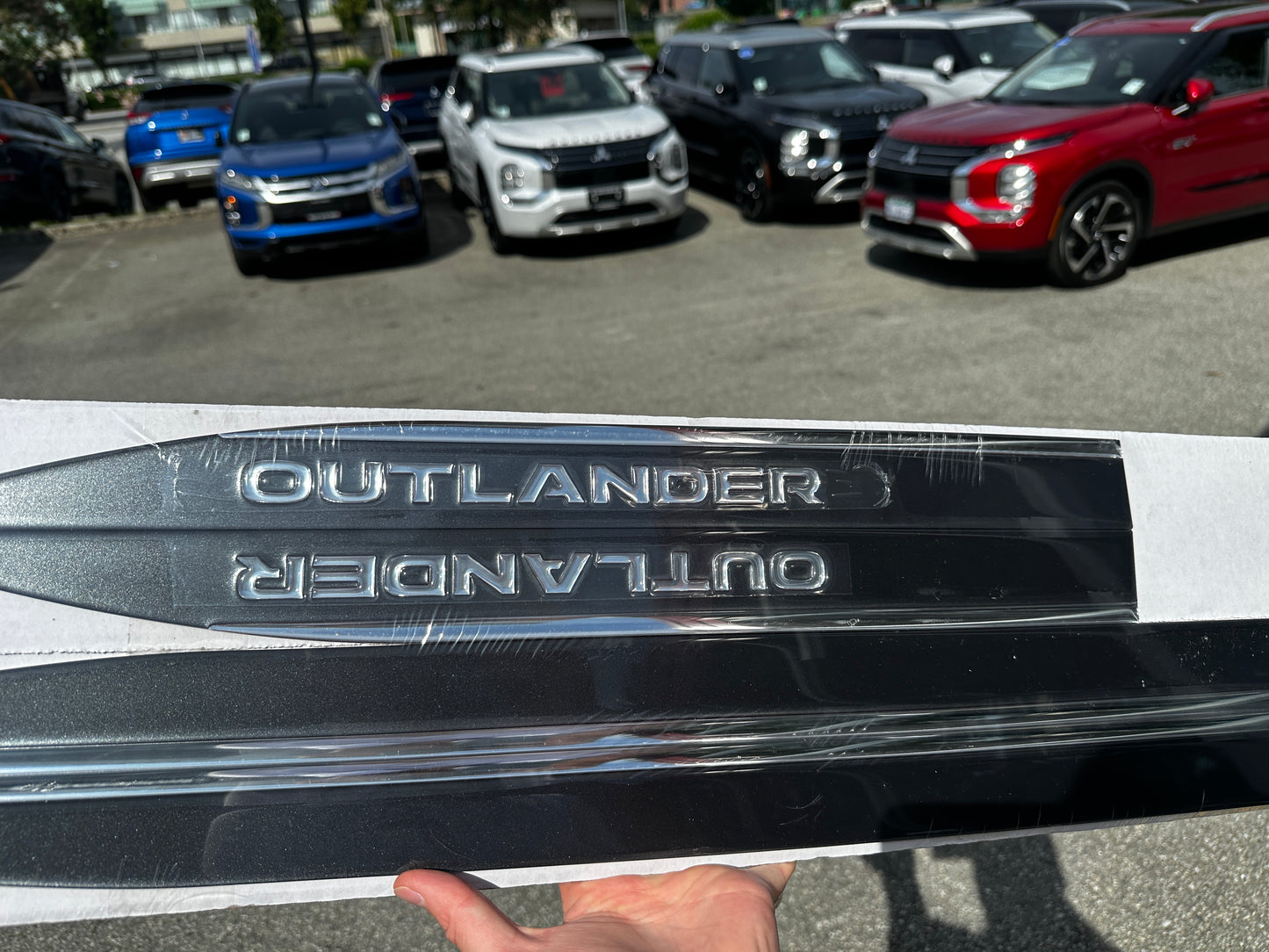 Graphite Grey Side Moldings for Mitsubishi Outlander (2022-2026) & PHEV (2023-2026)